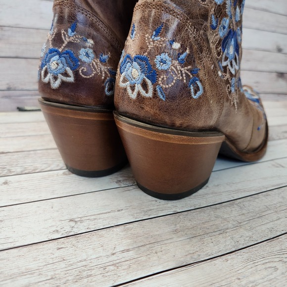 Shyanne TILLIE Floral Embroidered Brown Leather Zip Western Booties Size 7.5 - Picture 3 of 16